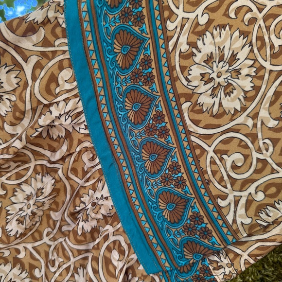 Kantha Bae Silk Shrug - Picture 3 of 4